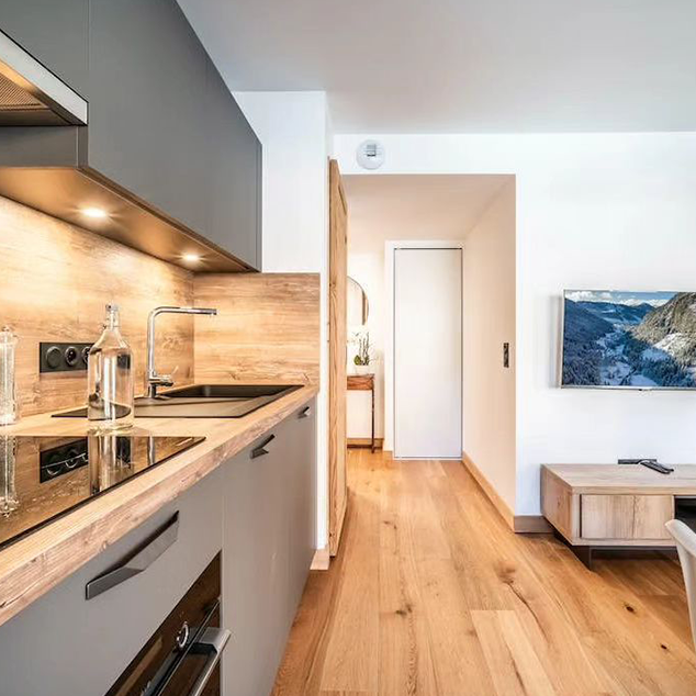 Photo de l'espace cuisson d'une cuisine intégré